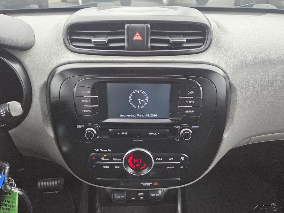 2017 Kia Soul - Image 14 of 21