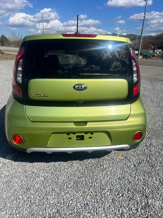 2017 Kia Soul - Image 5 of 8