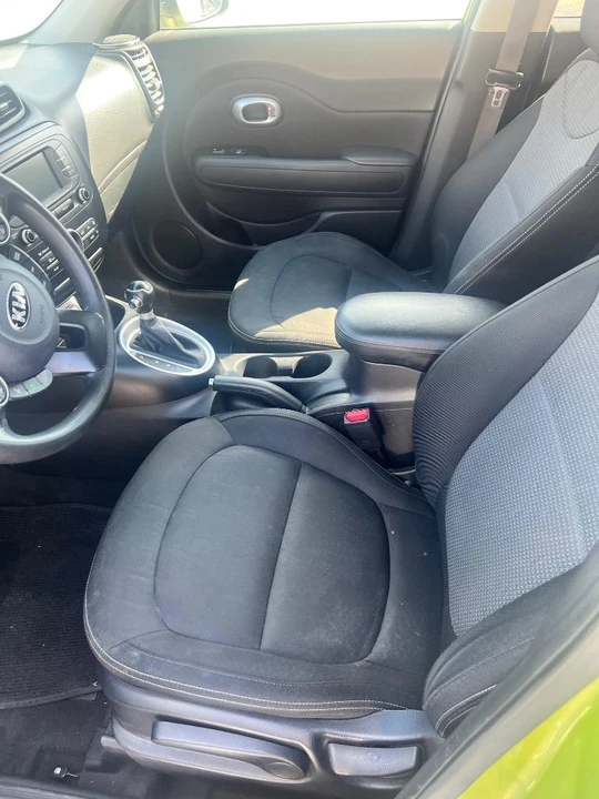 2017 Kia Soul - Image 7 of 8