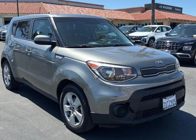 2017 Kia Soul - Image 8 of 16
