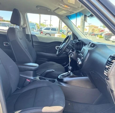 2017 Kia Soul - Image 15 of 16