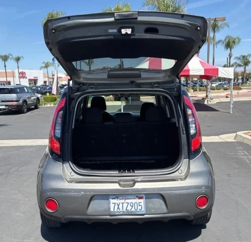 2017 Kia Soul - Image 10 of 16