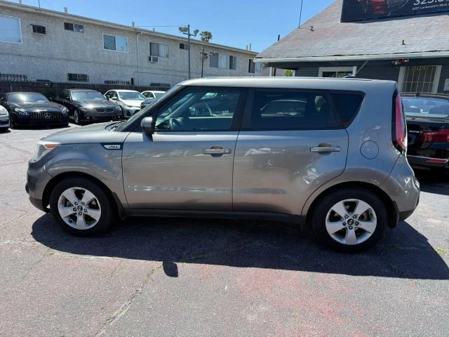 2017 Kia Soul - Image 8 of 21