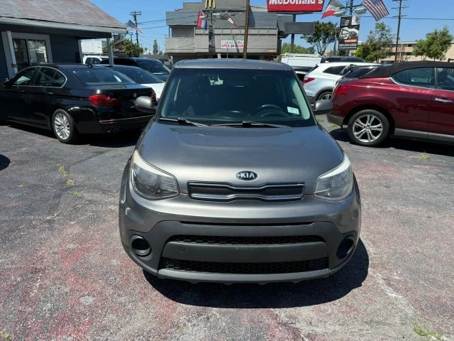 2017 Kia Soul - Image 2 of 21