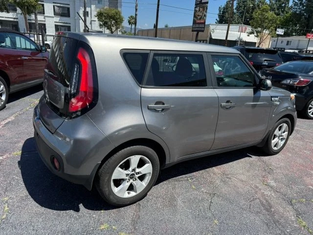 2017 Kia Soul - Image 5 of 21