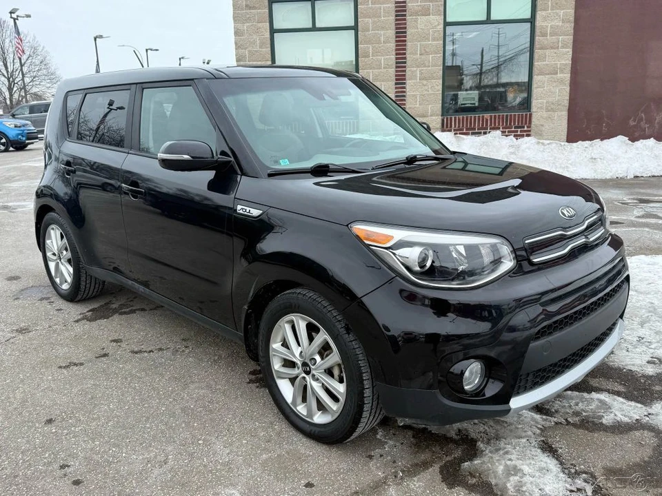 2017 Kia Soul - Image 3 of 12