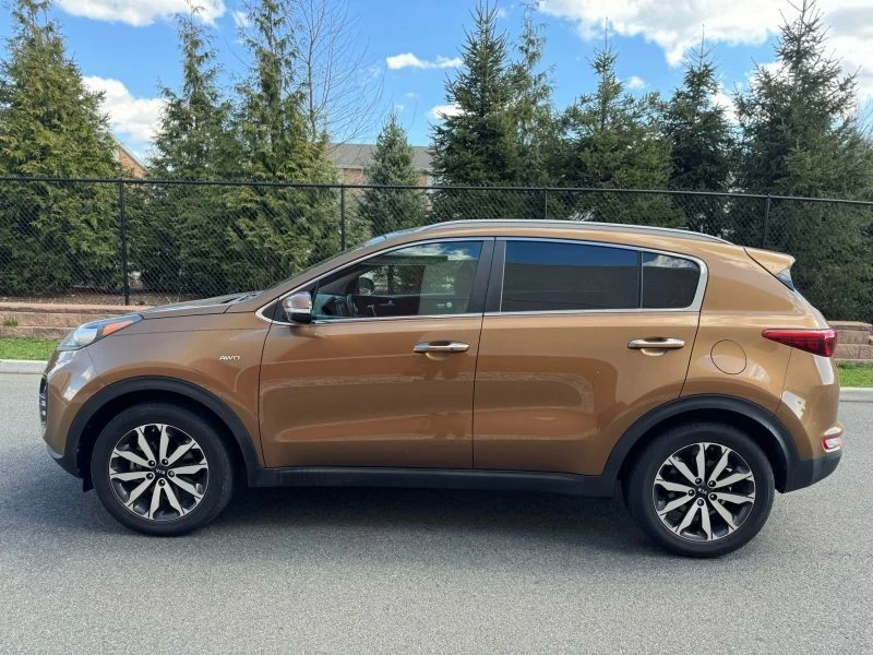 2017 Kia Sportage - Image 8 of 12