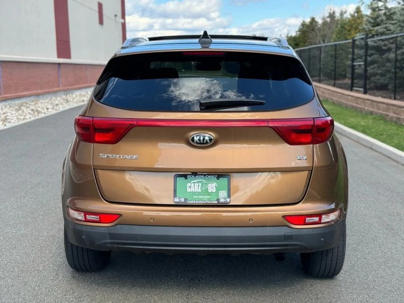 2017 Kia Sportage - Image 6 of 12
