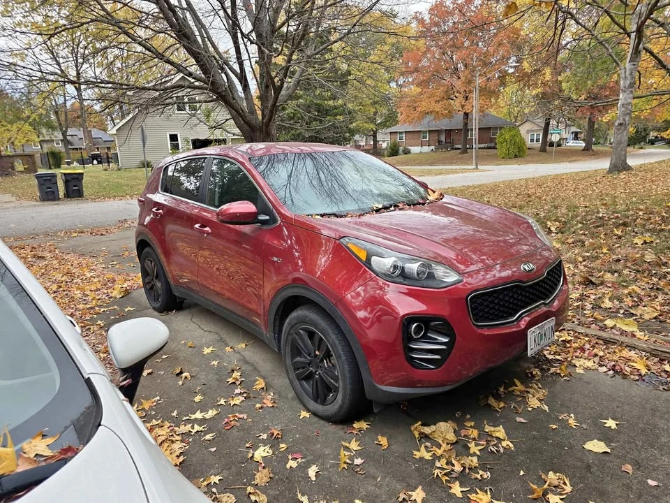 2017 Kia Sportage - Image 1 of 3