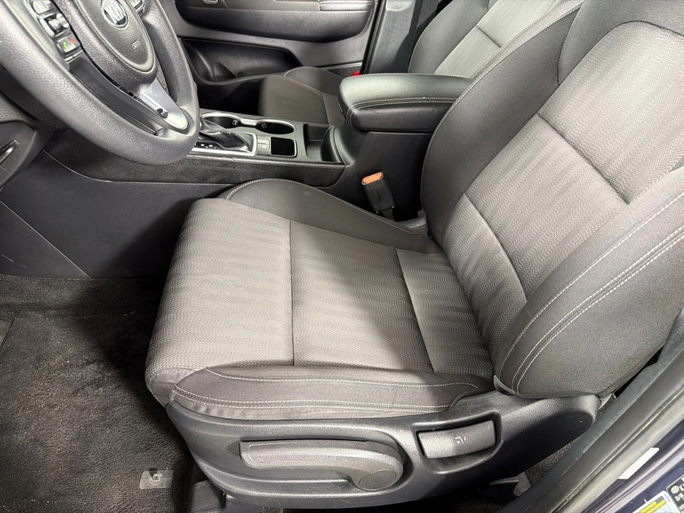 2017 Kia Sportage - Image 12 of 21