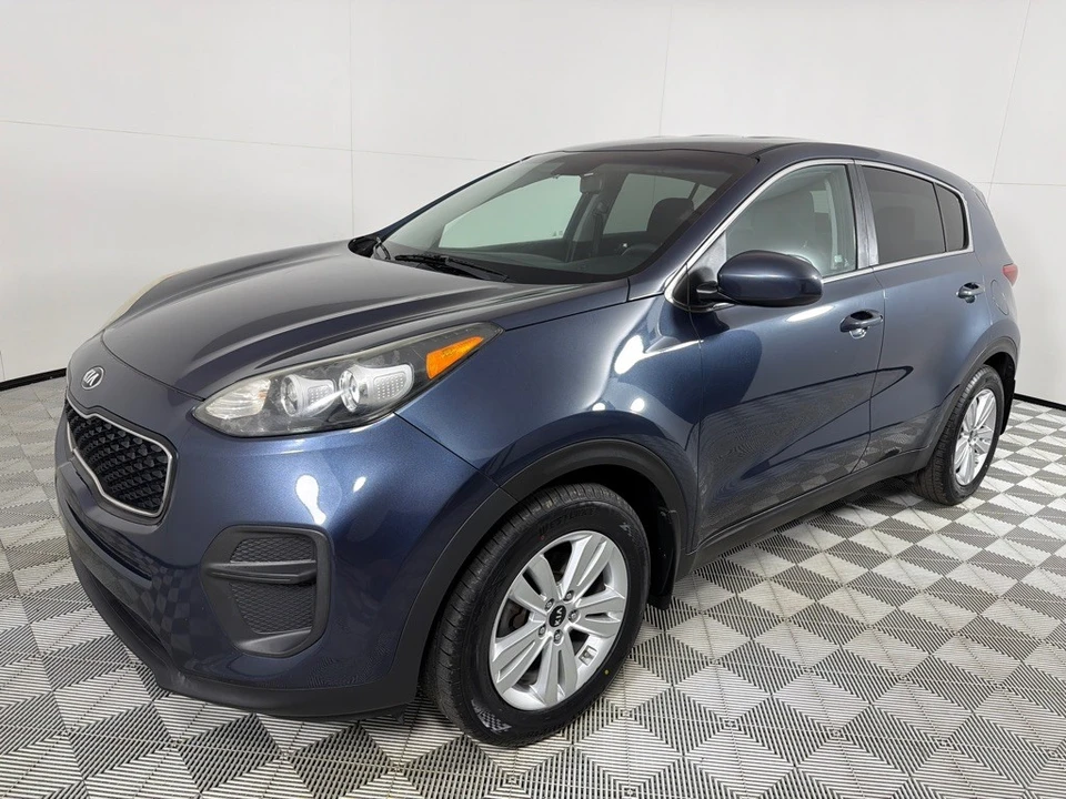 2017 Kia Sportage - Image 9 of 21