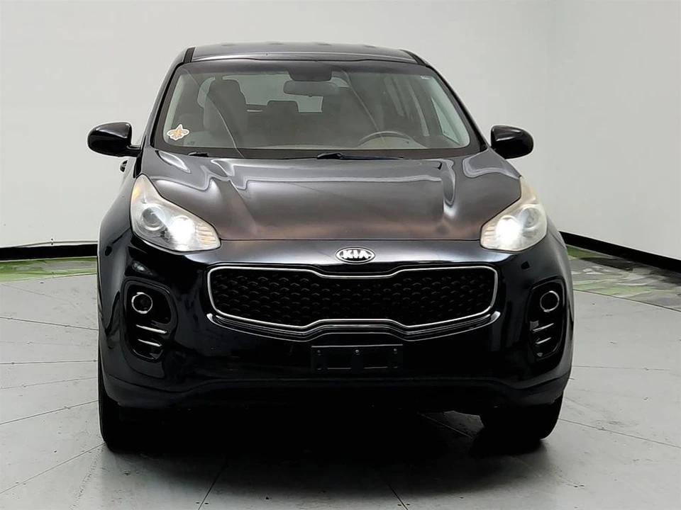 2017 Kia Sportage - Image 2 of 12