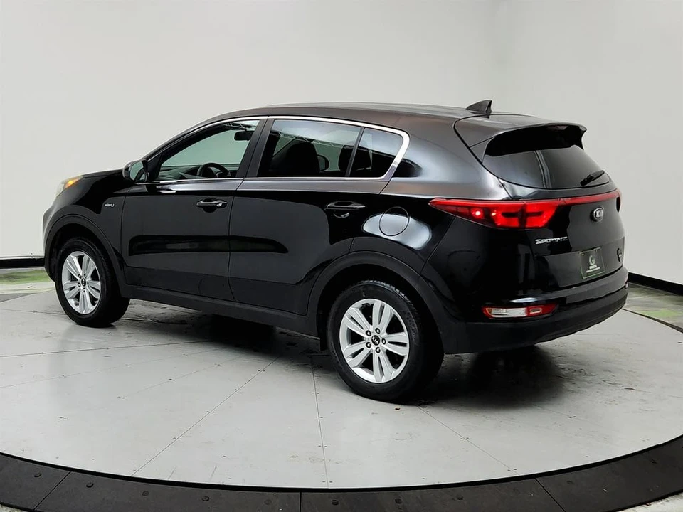 2017 Kia Sportage - Image 7 of 12