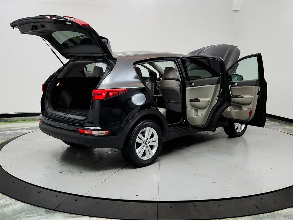2017 Kia Sportage - Image 11 of 12