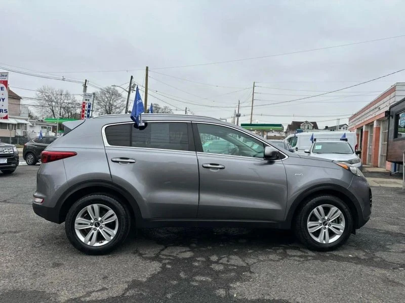 2017 Kia Sportage - Image 9 of 12