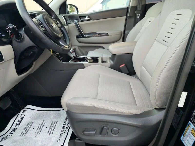 2017 Kia Sportage - Image 11 of 12