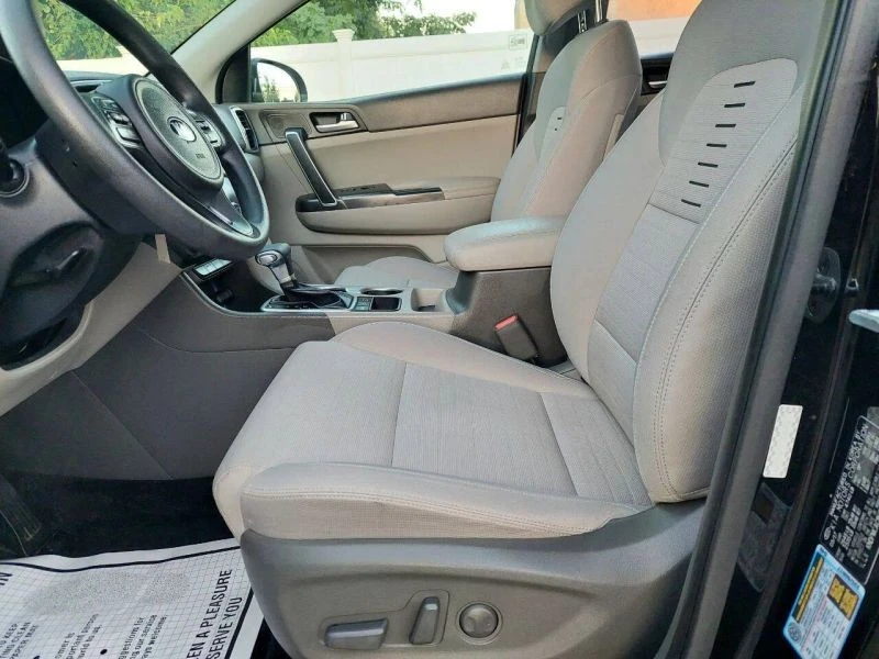 2017 Kia Sportage - Image 4 of 12