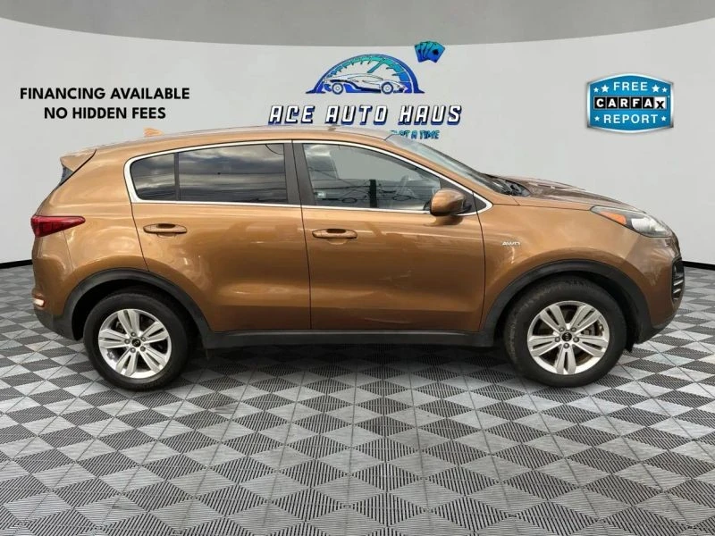 2017 Kia Sportage - Image 8 of 12