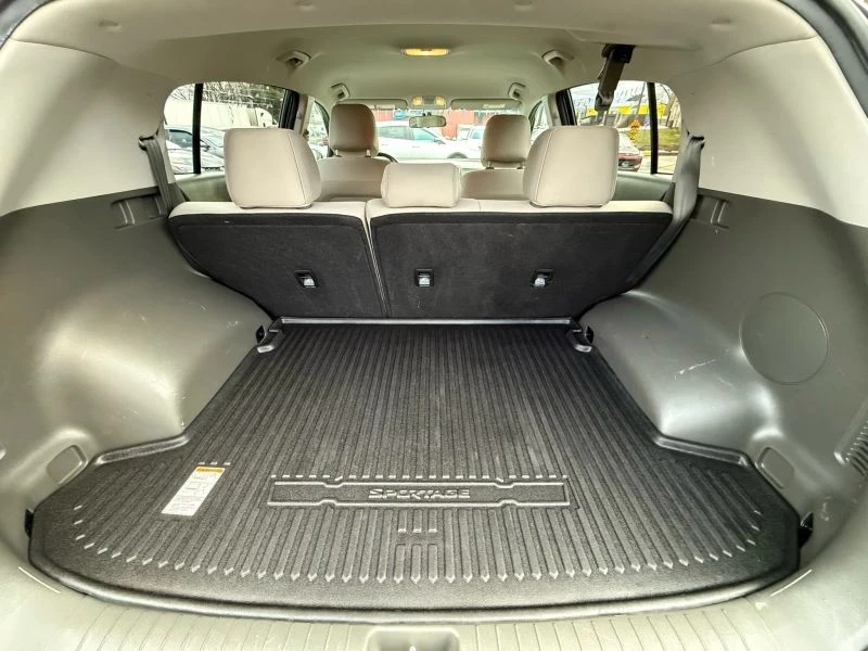 2017 Kia Sportage - Image 10 of 12