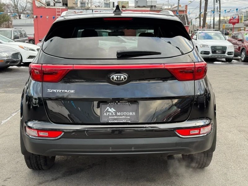 2017 Kia Sportage - Image 8 of 12