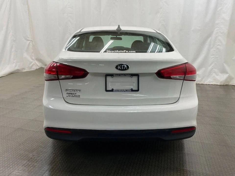 2017 Kia Forte - Image 7 of 11