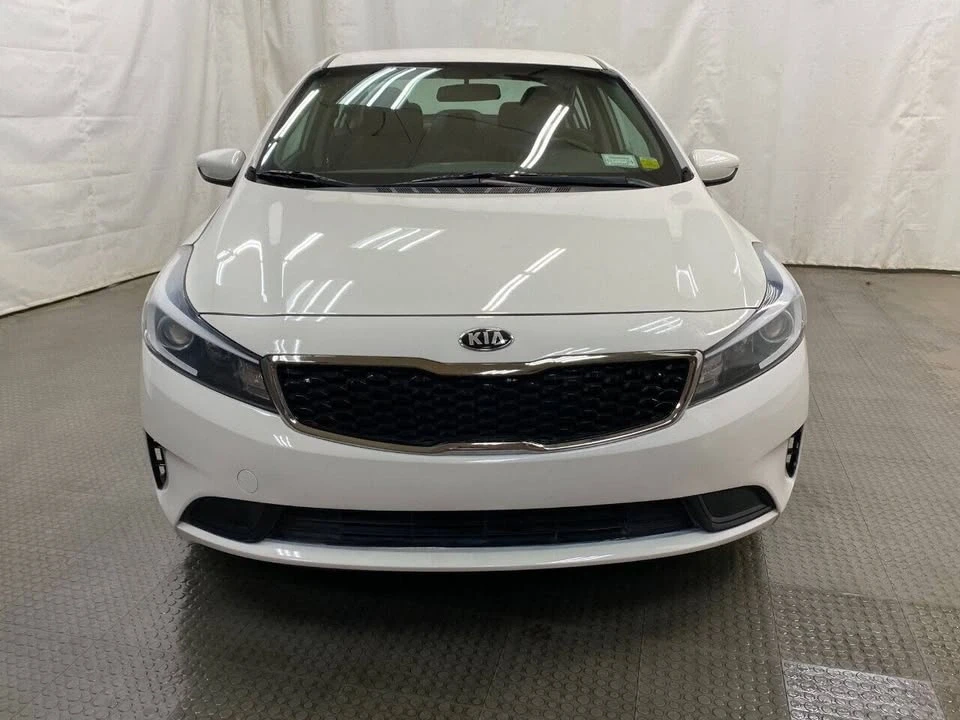 2017 Kia Forte - Image 3 of 11