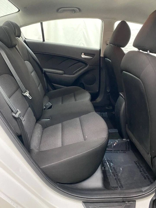 2017 Kia Forte - Image 11 of 11
