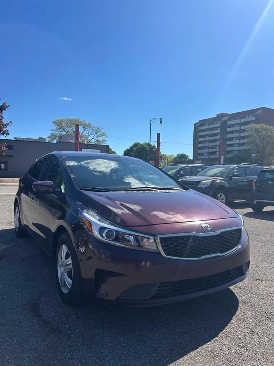 2017 Kia Forte - Image 2 of 14