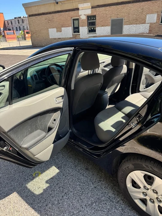 2017 Kia Forte - Image 7 of 8