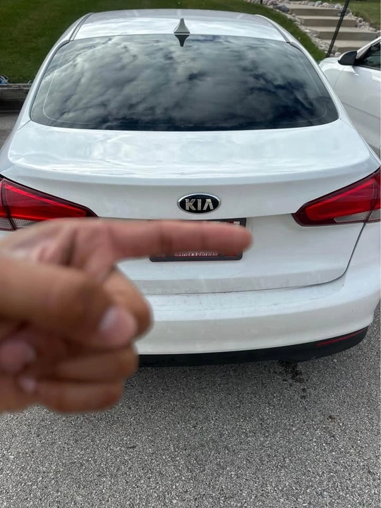 2017 Kia Forte - Image 3 of 7
