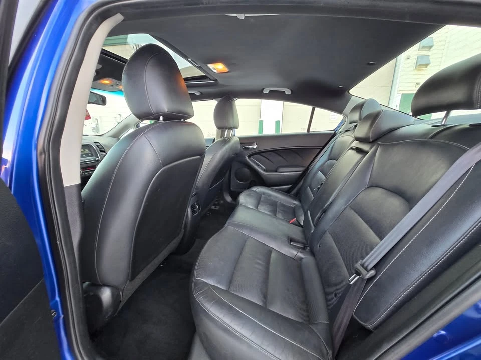 2017 Kia Forte - Image 14 of 19