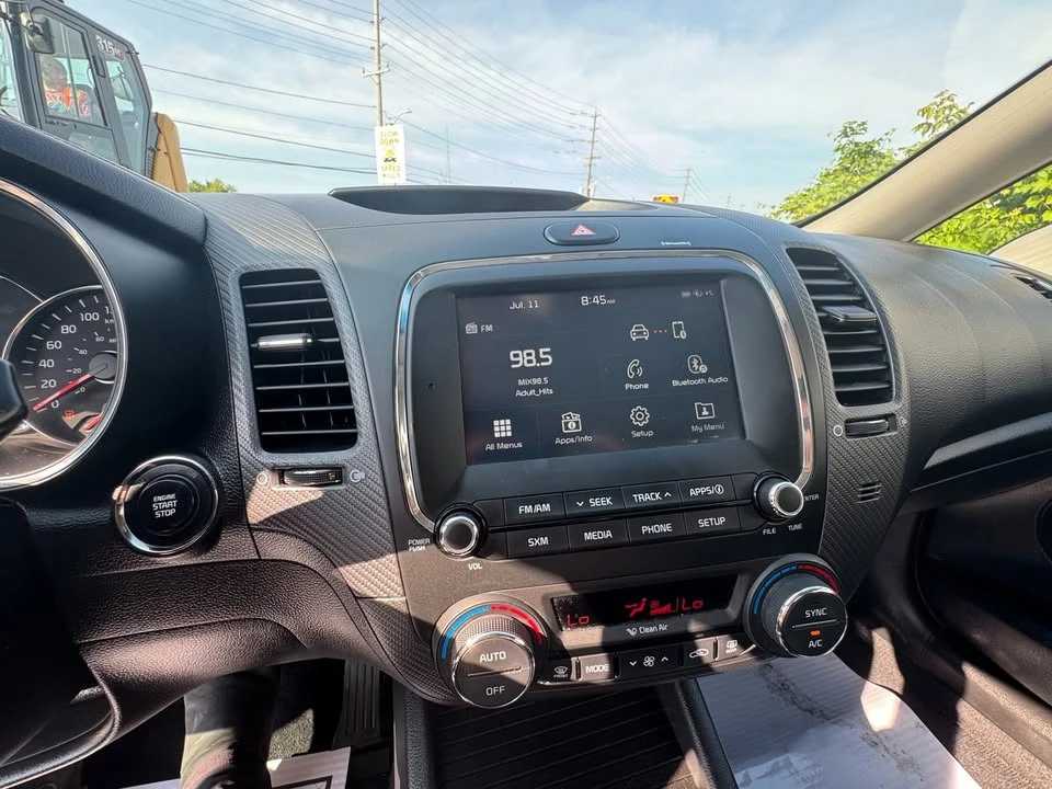2017 Kia Forte - Image 15 of 20