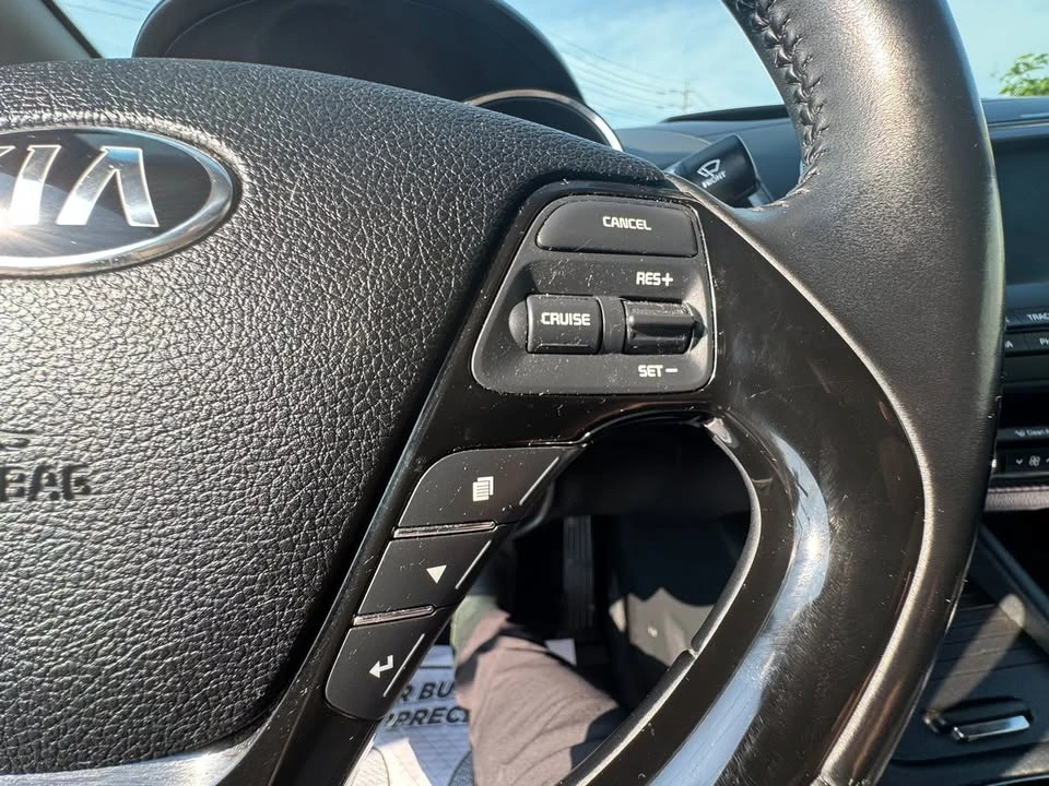 2017 Kia Forte - Image 12 of 20