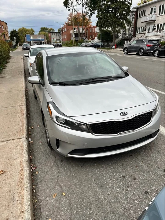 2017 Kia Forte - Image 2 of 7
