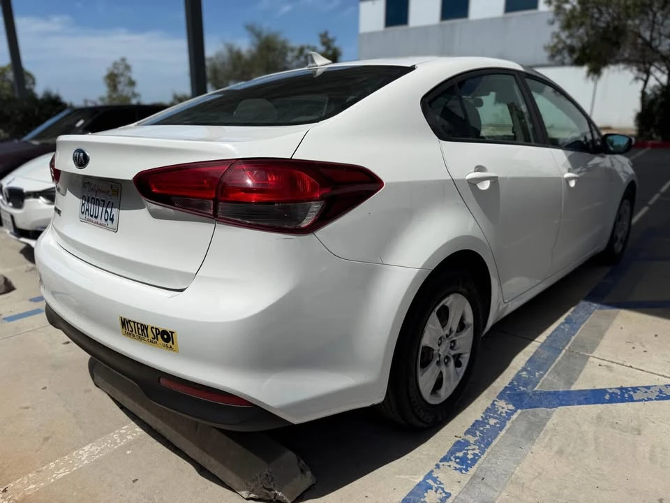 2017 Kia Forte - Image 6 of 6