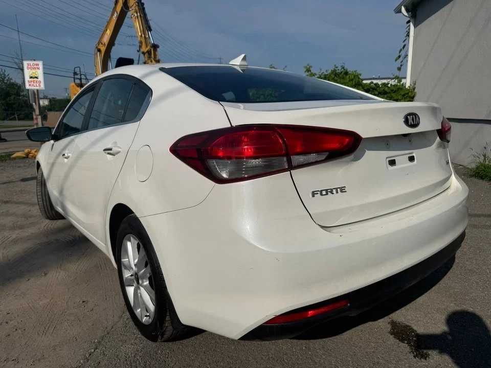 2017 Kia Forte - Image 3 of 20