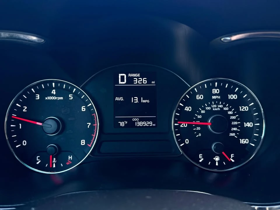 2017 Kia Forte - Image 7 of 18