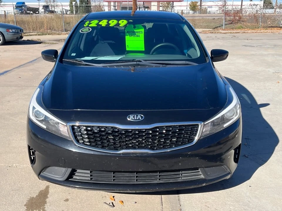 2017 Kia Forte - Image 8 of 19