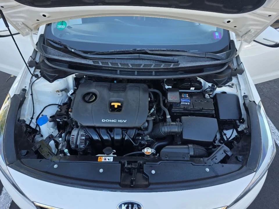 2017 Kia Forte - Image 18 of 18