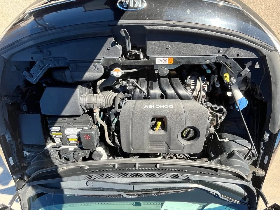 2017 Kia Forte - Image 18 of 19
