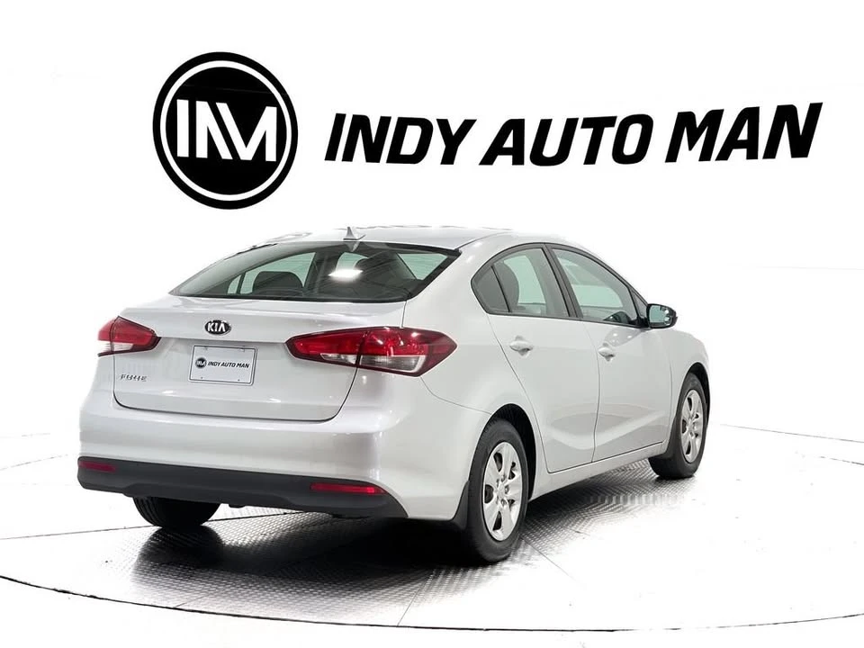 2017 Kia Forte - Image 2 of 17