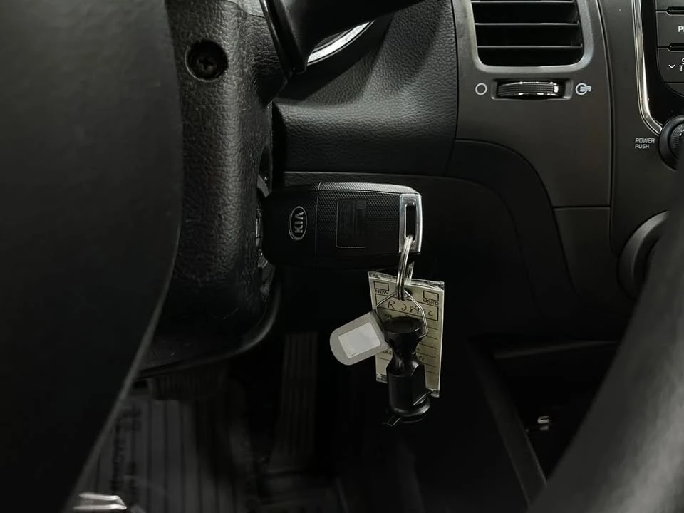 2017 Kia Forte - Image 15 of 17