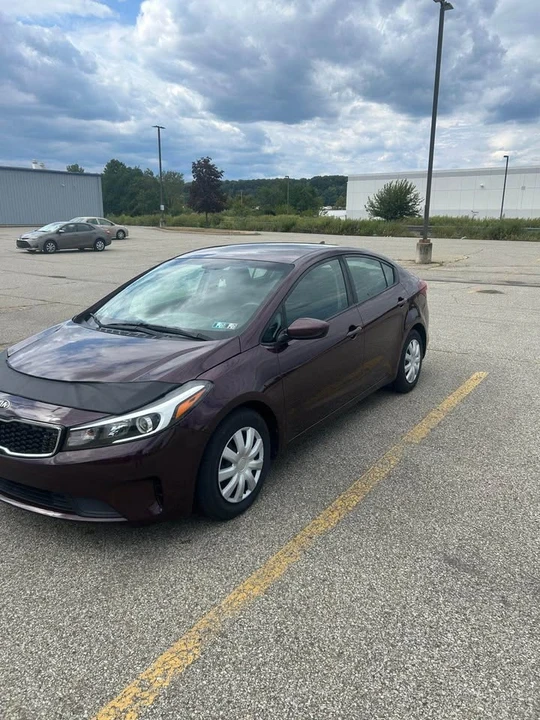 2017 Kia Forte - Image 3 of 11