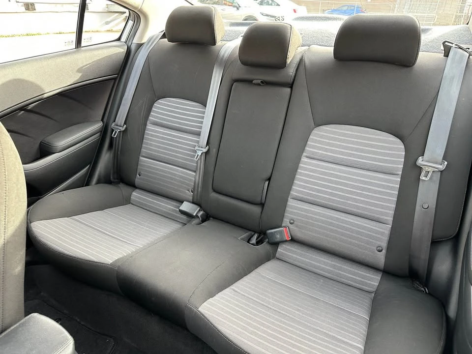 2017 Kia Forte - Image 8 of 14
