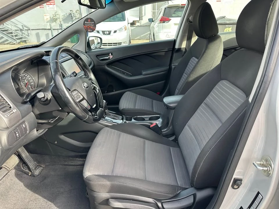 2017 Kia Forte - Image 12 of 14