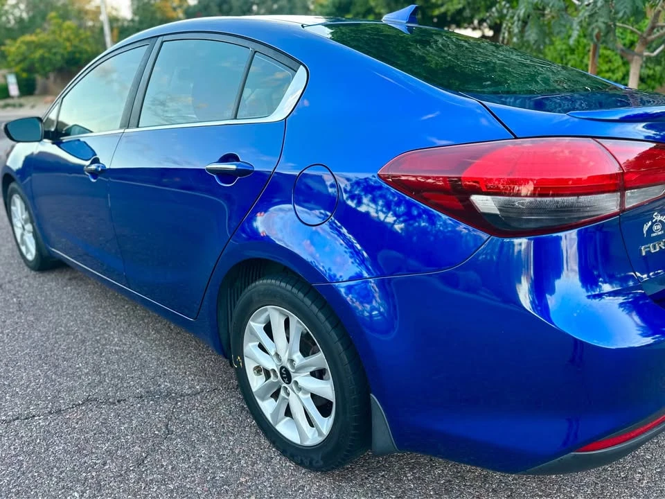 2017 Kia Forte - Image 6 of 9