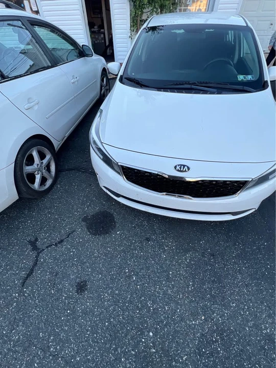 2017 Kia Forte - Image 3 of 18