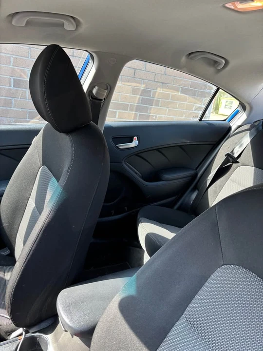 2017 Kia Forte - Image 7 of 8