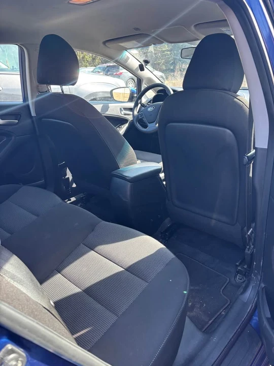 2017 Kia Forte - Image 2 of 8