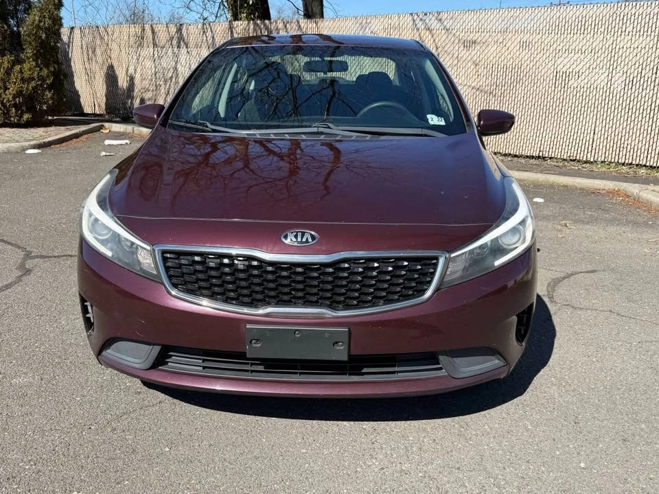 2017 Kia Forte - Image 3 of 12